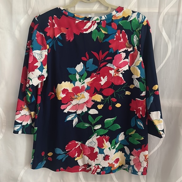 The Pioneer Woman, V Neck, Navy Floral Print Top, Size Small - Picture 3 of 5